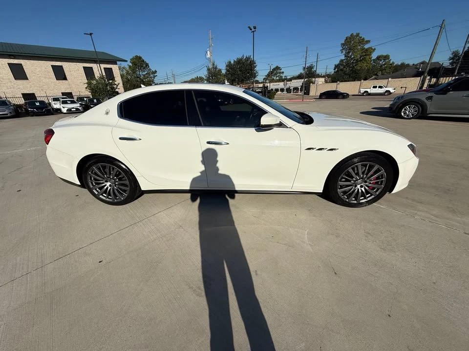 2017 Maserati Ghibli 3rd Gen - Image 7 of 18