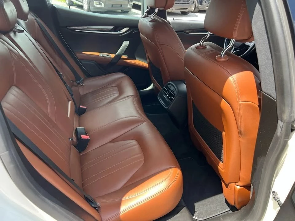 2017 Maserati Ghibli 3rd Gen - Image 7 of 11