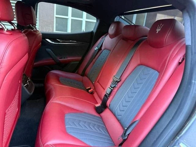 2017 Maserati Ghibli 3rd Gen - Image 14 of 15