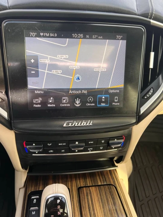 2017 Maserati Ghibli 3rd Gen - Image 10 of 17