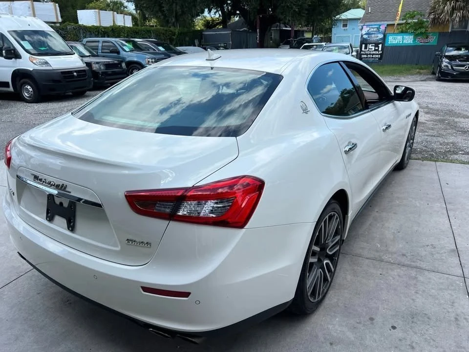 2017 Maserati Ghibli 3rd Gen - Image 6 of 11