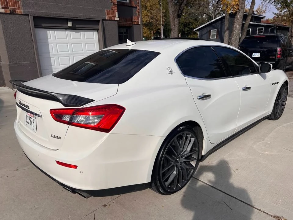 2017 Maserati Ghibli 3rd Gen - Image 6 of 17