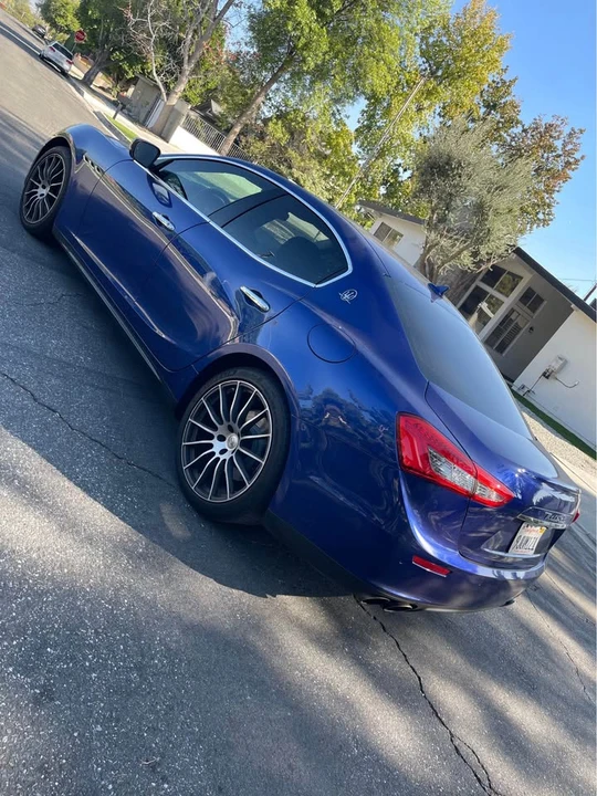 2017 Maserati Ghibli 3rd Gen - Image 5 of 10