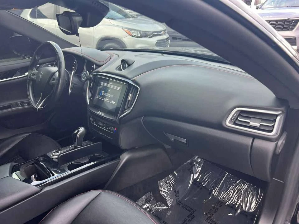 2017 Maserati Ghibli 3rd Gen - Image 4 of 9
