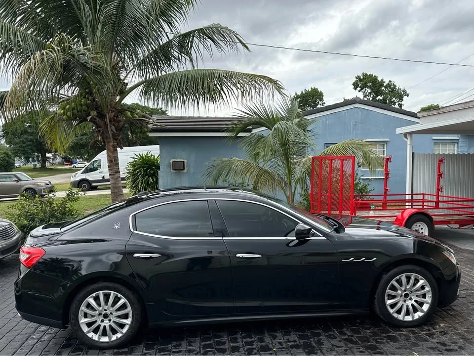 2017 Maserati Ghibli 3rd Gen - Image 3 of 8