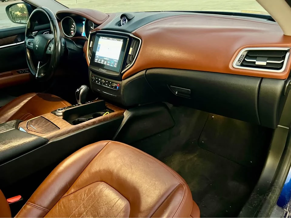 2017 Maserati Ghibli 3rd Gen - Image 13 of 18