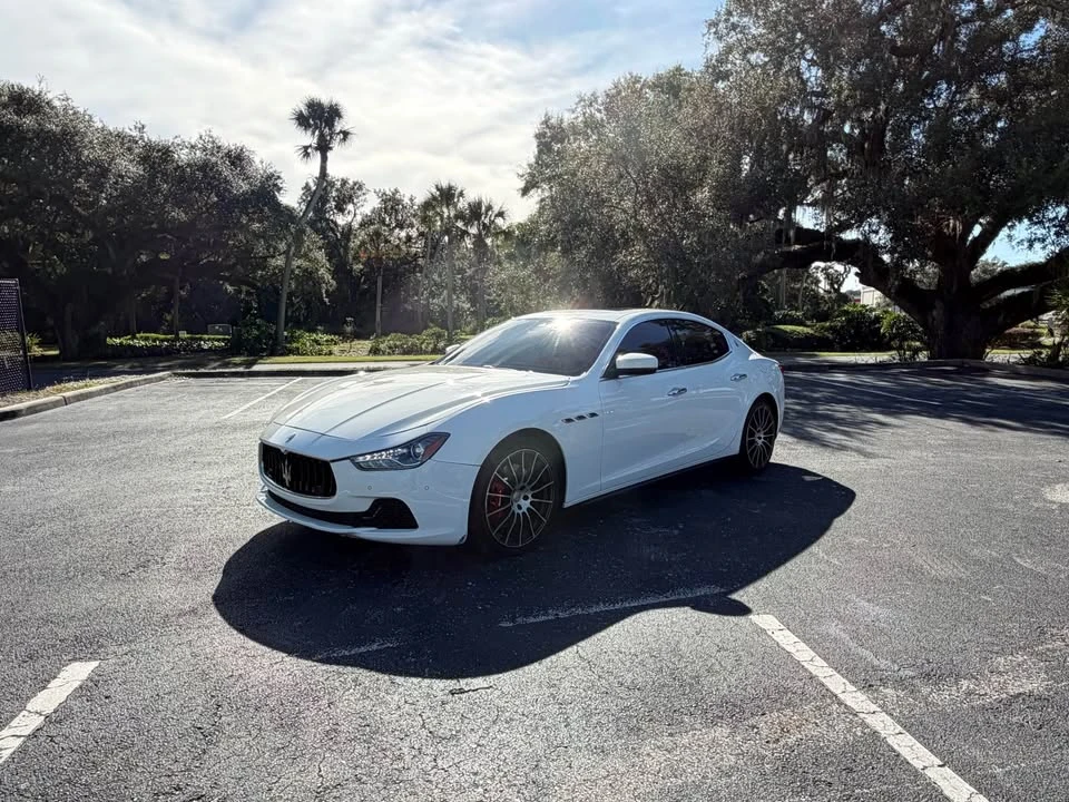 2017 Maserati Ghibli 3rd Gen - Image 5 of 9