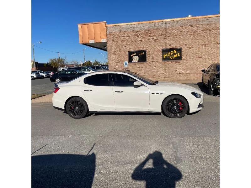 2017 Maserati Ghibli 3rd Gen - Image 3 of 12