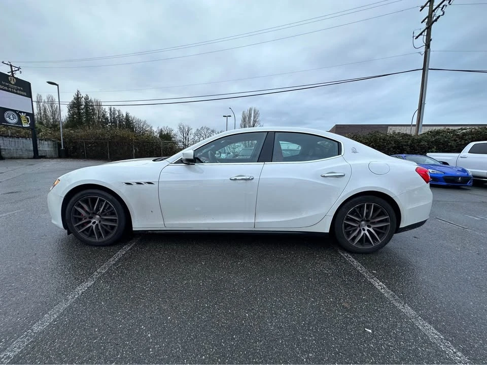 2017 Maserati Ghibli 3rd Gen - Image 4 of 12
