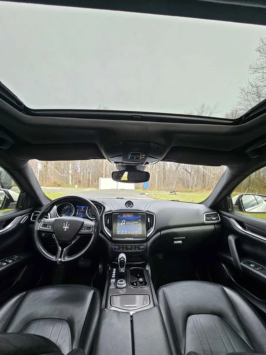 2017 Maserati Ghibli 3rd Gen - Image 7 of 9