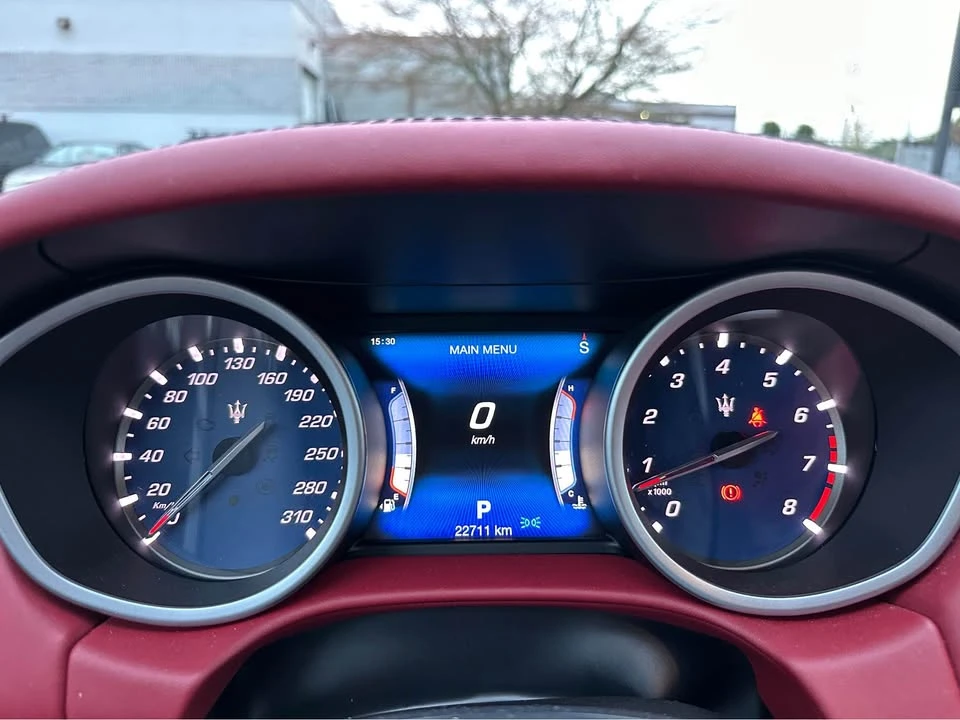 2017 Maserati Ghibli 3rd Gen - Image 7 of 12