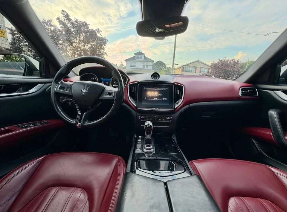 2017 Maserati Ghibli 3rd Gen - Image 11 of 17