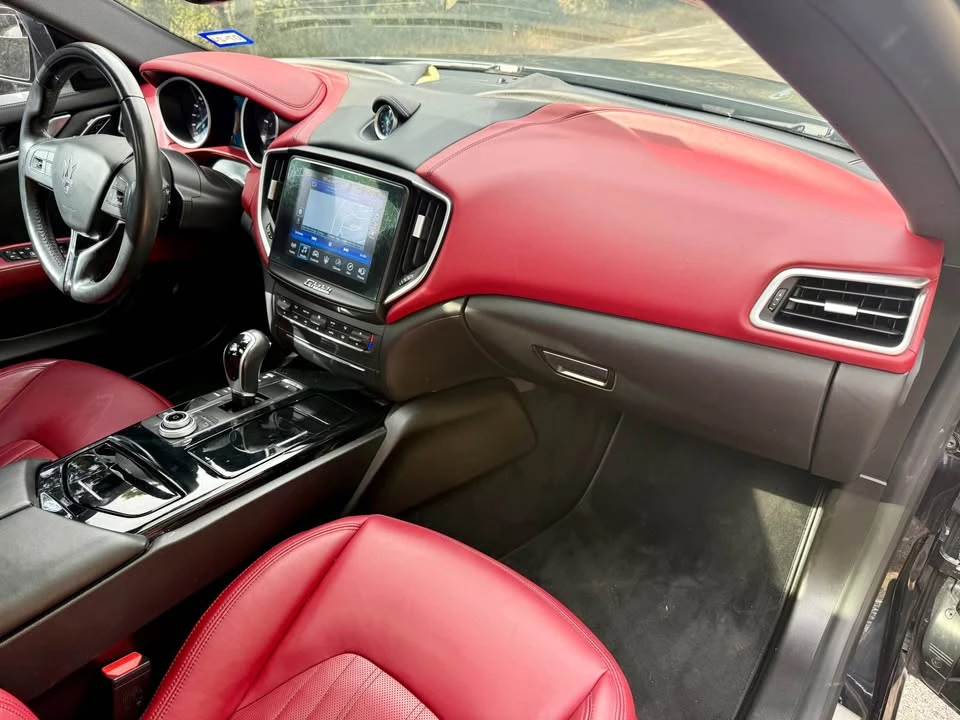 2017 Maserati Ghibli 3rd Gen - Image 11 of 14