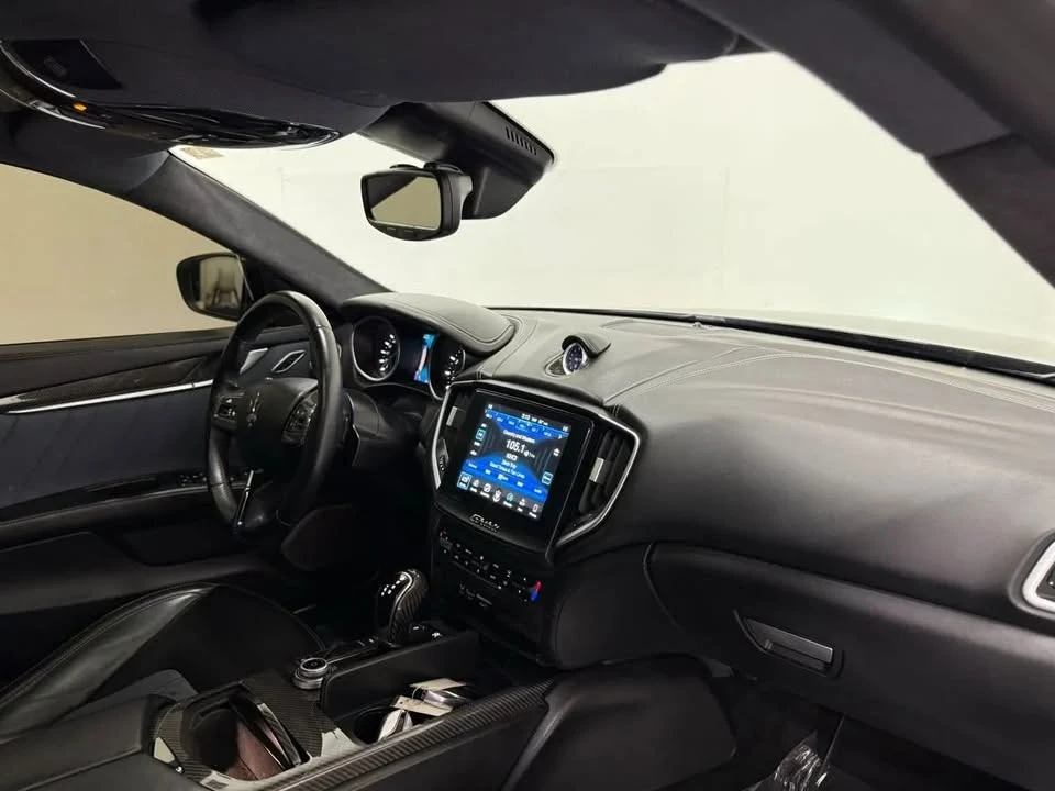 2017 Maserati Ghibli 3rd Gen - Image 13 of 19