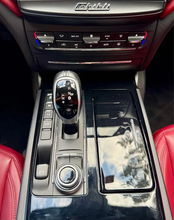 2017 Maserati Ghibli 3rd Gen - Image 13 of 14