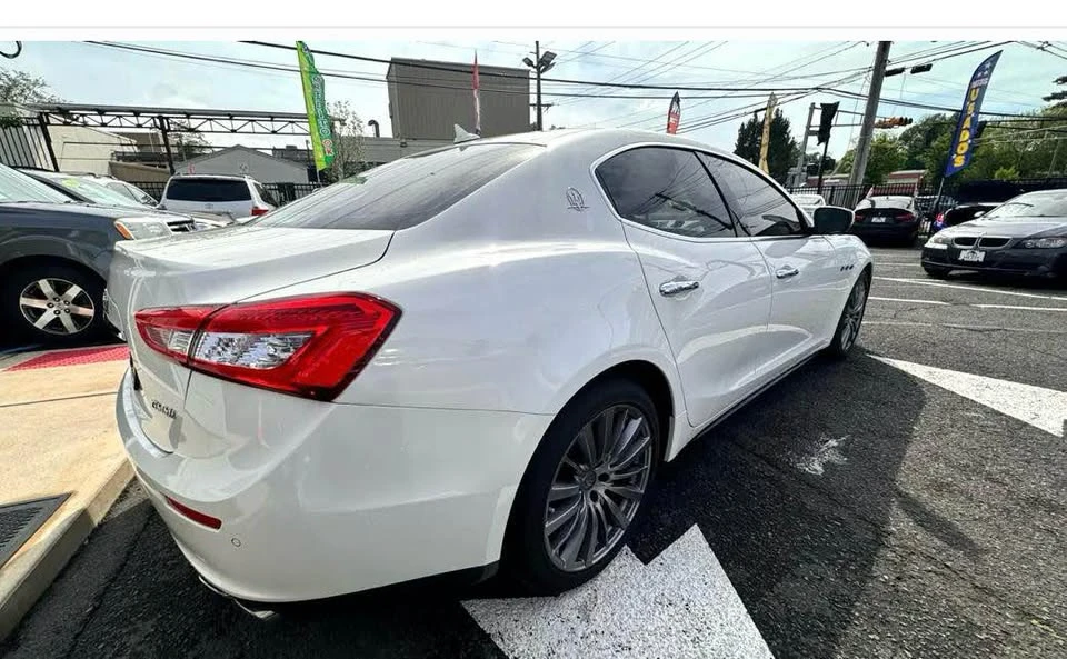 2017 Maserati Ghibli 3rd Gen - Image 5 of 14