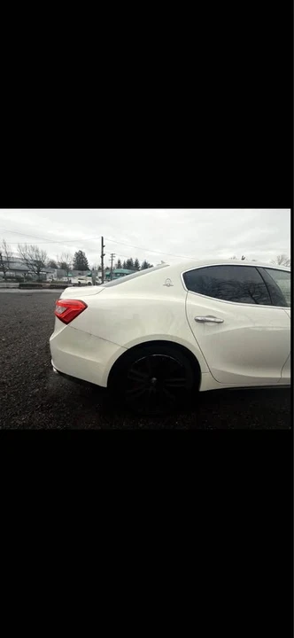 2017 Maserati Ghibli 3rd Gen - Image 7 of 16