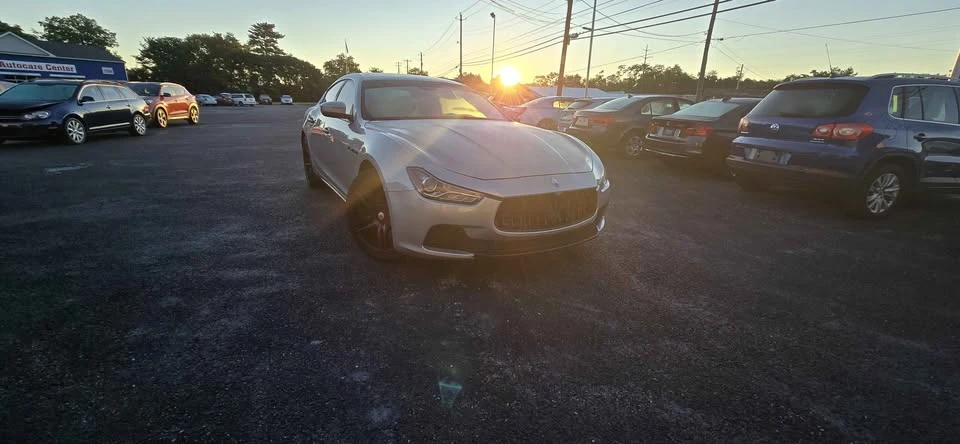 2017 Maserati Ghibli 3rd Gen - Image 5 of 15