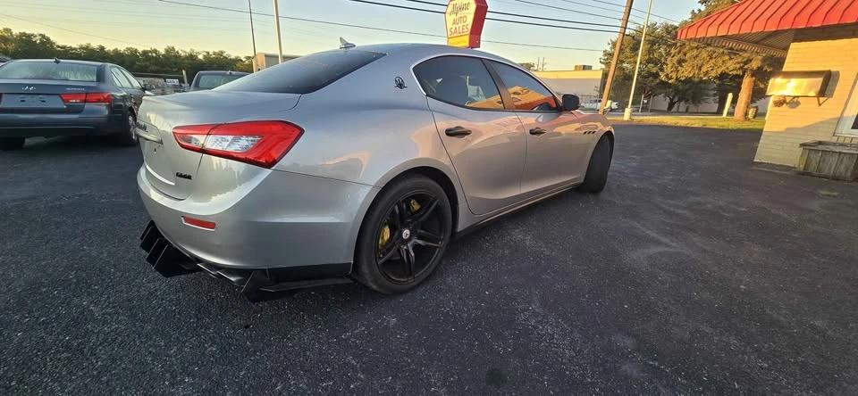 2017 Maserati Ghibli 3rd Gen - Image 4 of 15