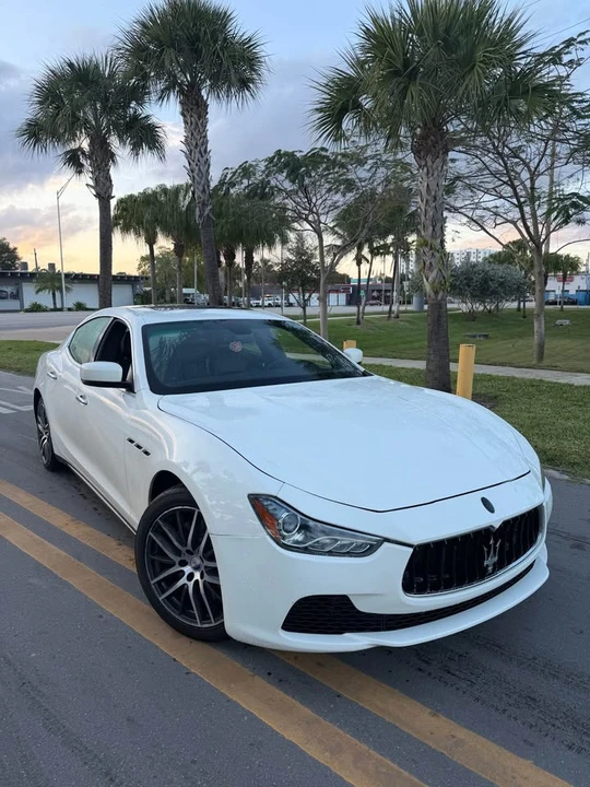 2017 Maserati Ghibli 3rd Gen - Image 2 of 10