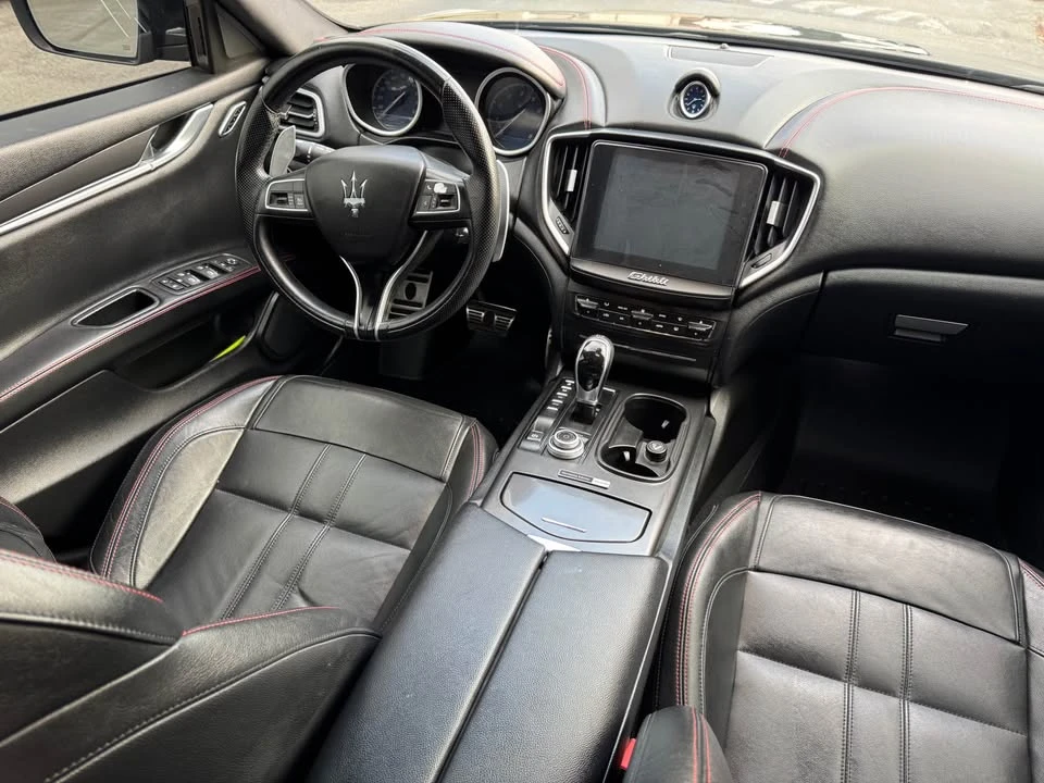 2017 Maserati Ghibli 3rd Gen - Image 11 of 18