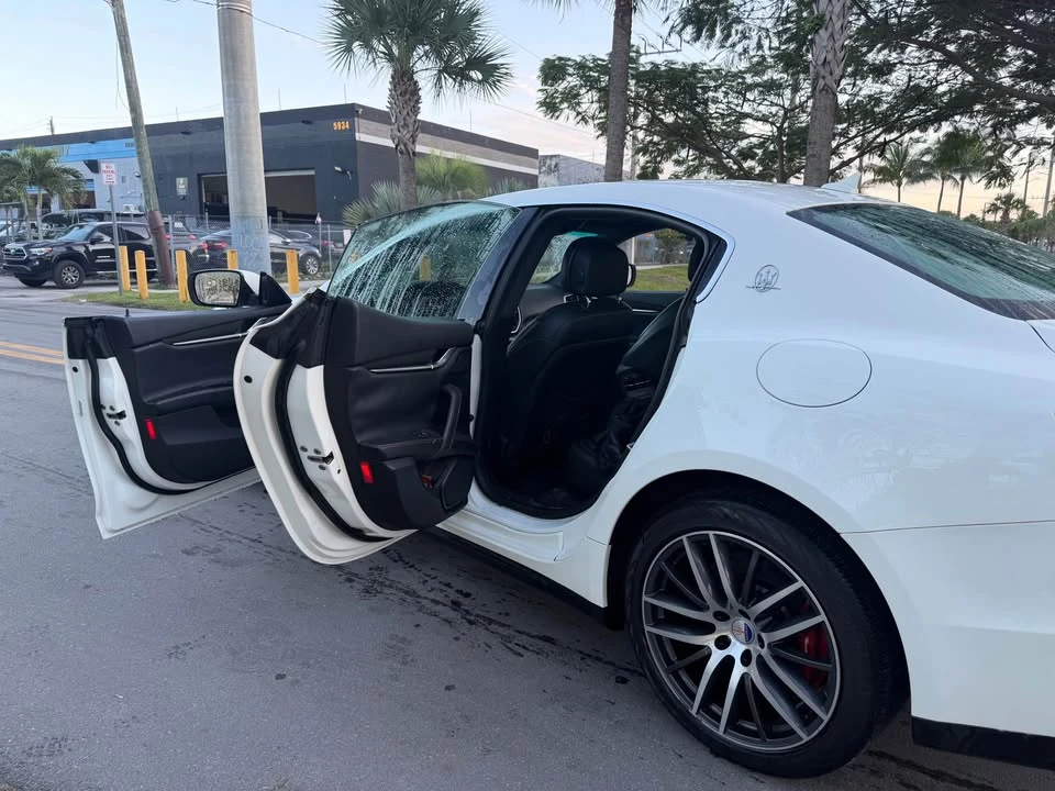 2017 Maserati Ghibli 3rd Gen - Image 6 of 10