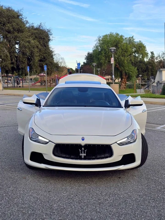 2017 Maserati Ghibli 3rd Gen - Image 2 of 18