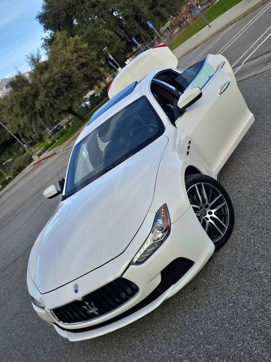 2017 Maserati Ghibli 3rd Gen - Image 5 of 18