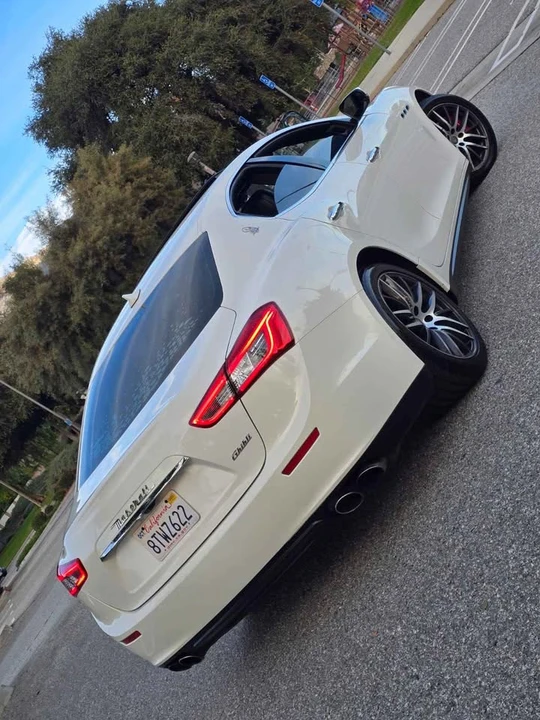 2017 Maserati Ghibli 3rd Gen - Image 9 of 19