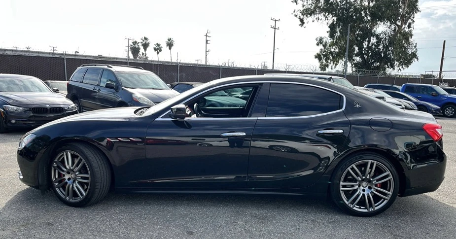 2017 Maserati Ghibli 3rd Gen - Image 8 of 12