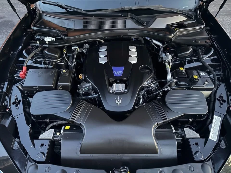 2017 Maserati Ghibli 3rd Gen - Image 19 of 20