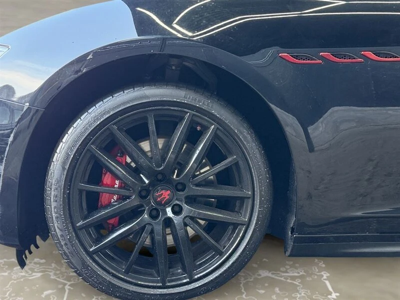 2017 Maserati Ghibli 3rd Gen - Image 15 of 20