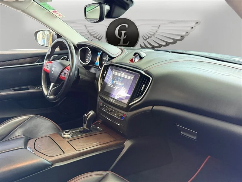 2017 Maserati Ghibli 3rd Gen - Image 18 of 20