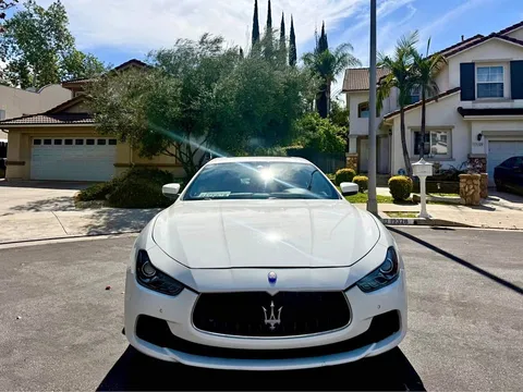 2017 Maserati Ghibli Sport Package