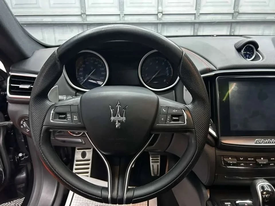 2017 Maserati Ghibli 3rd Gen - Image 13 of 19