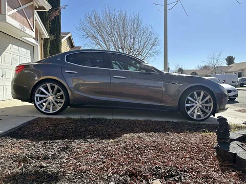 2017 Maserati Ghibli
