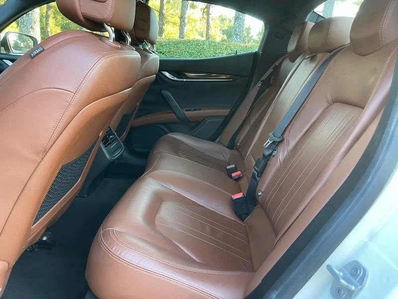 2017 Maserati Ghibli 3rd Gen - Image 16 of 20