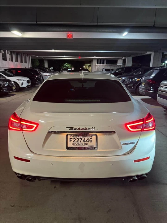 2017 Maserati Ghibli 3rd Gen - Image 9 of 14