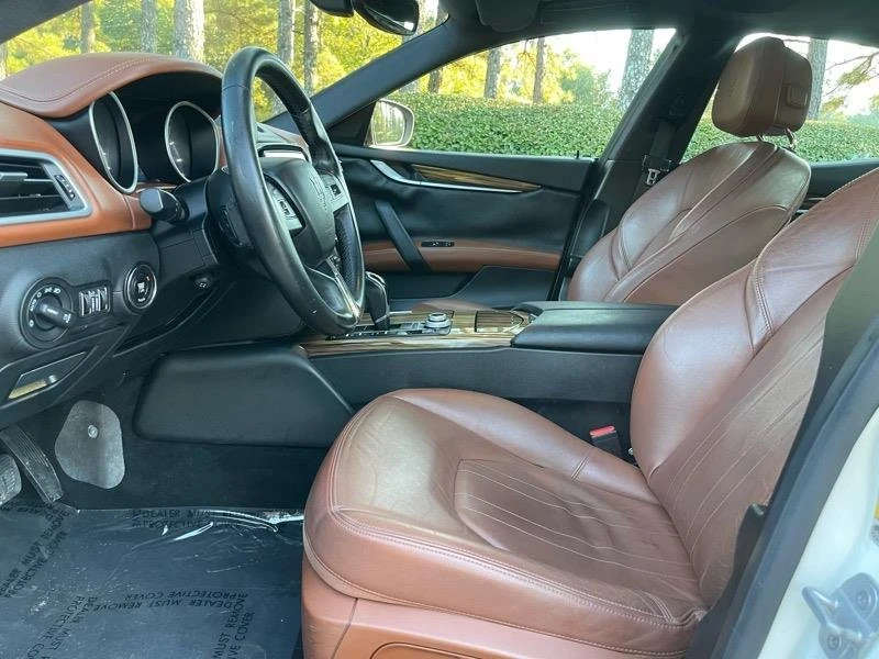 2017 Maserati Ghibli 3rd Gen - Image 13 of 20
