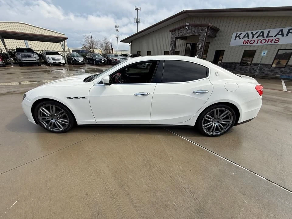 2017 Maserati Ghibli 3rd Gen - Image 3 of 20