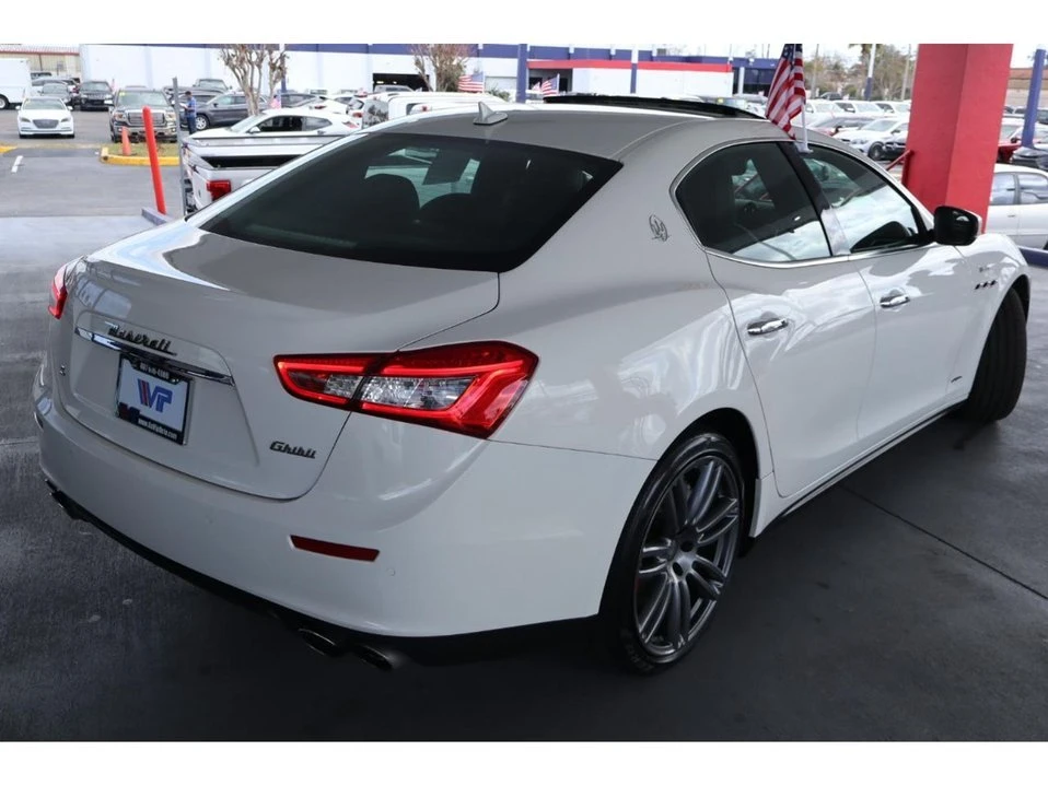 2017 Maserati Ghibli 3rd Gen - Image 5 of 20
