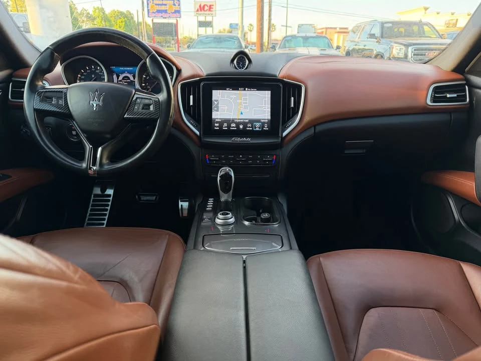 2017 Maserati Ghibli 3rd Gen - Image 14 of 19