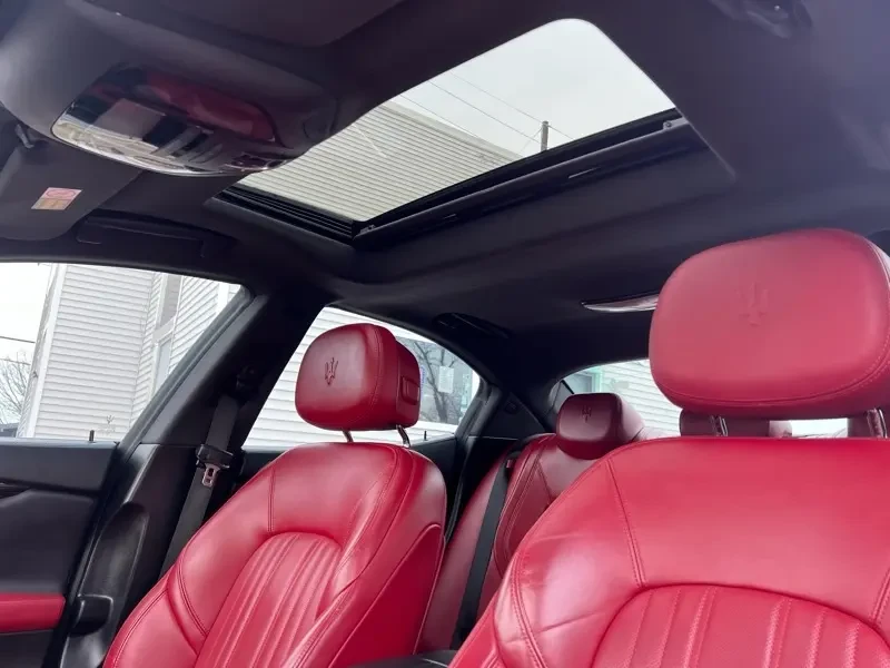 2017 Maserati Ghibli 3rd Gen - Image 9 of 19