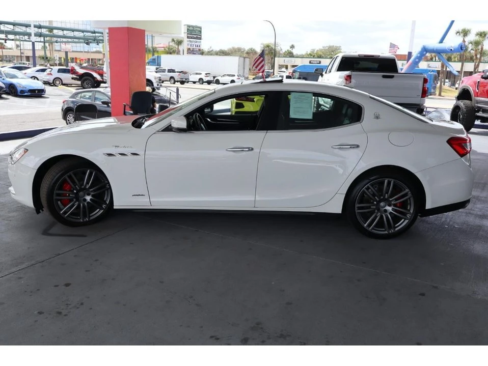 2017 Maserati Ghibli 3rd Gen - Image 8 of 20