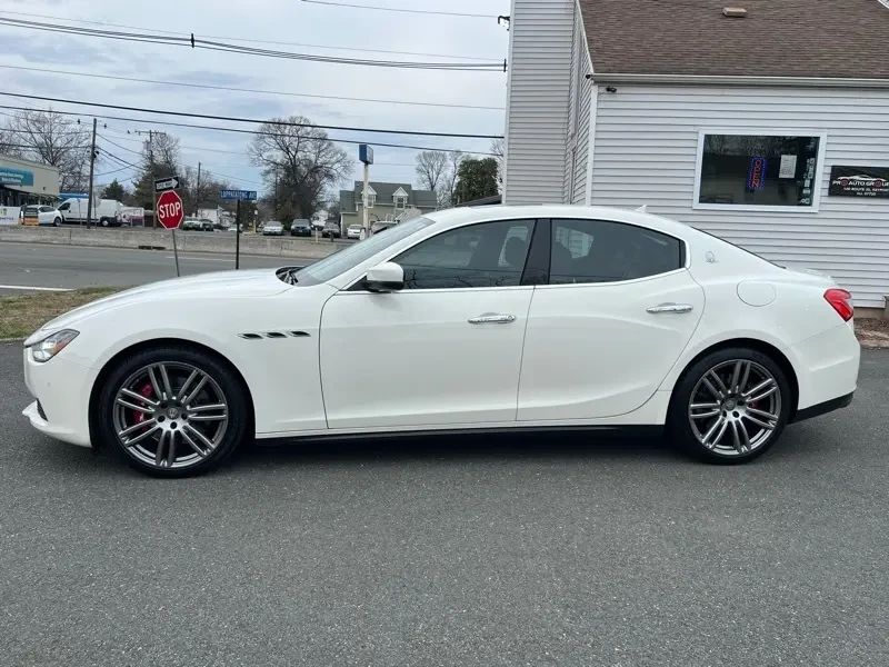 2017 Maserati Ghibli 3rd Gen - Image 4 of 20