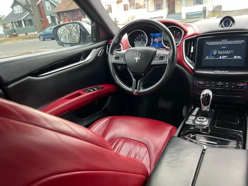 2017 Maserati Ghibli 3rd Gen - Image 14 of 19