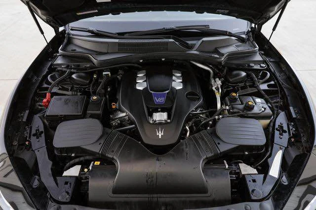 2017 Maserati Ghibli 3rd Gen - Image 11 of 20