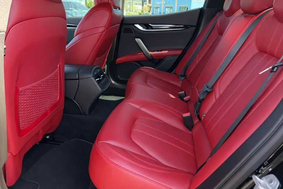 2017 Maserati Ghibli 3rd Gen - Image 15 of 18