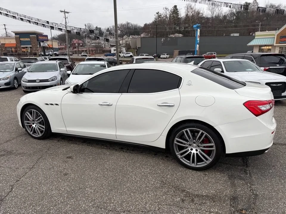 2017 Maserati Ghibli 3rd Gen - Image 11 of 20