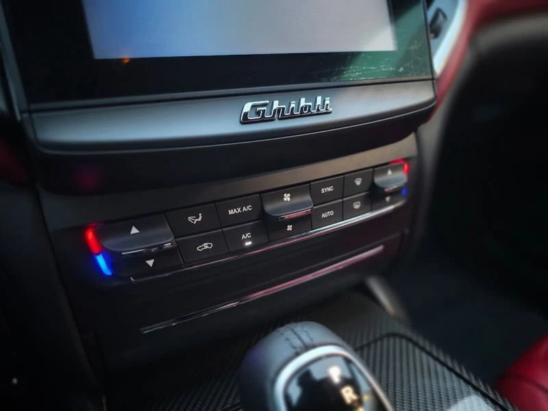 2017 Maserati Ghibli 3rd Gen - Image 15 of 20